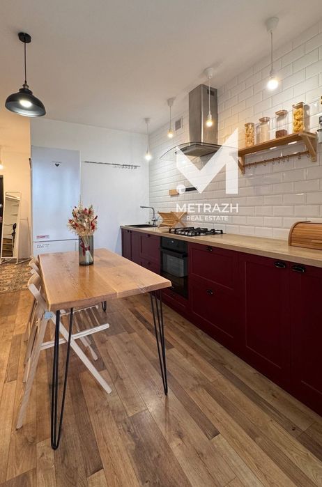 Видова 2-кімнатна квартира 59 м²  с Автономным газовым отоплением