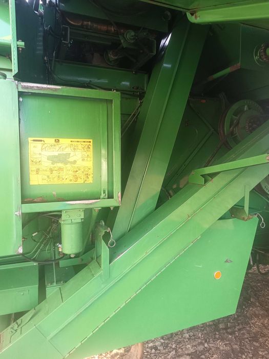 Продам бу Джон Дір 1065