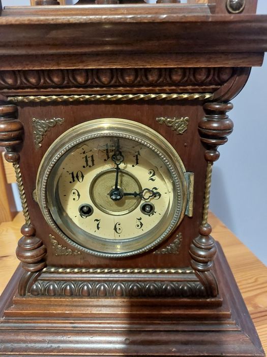 Zegar kapliczka  Junghans