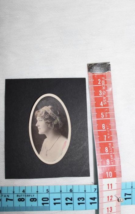 Conjunto de fotografias ovais de 1910
