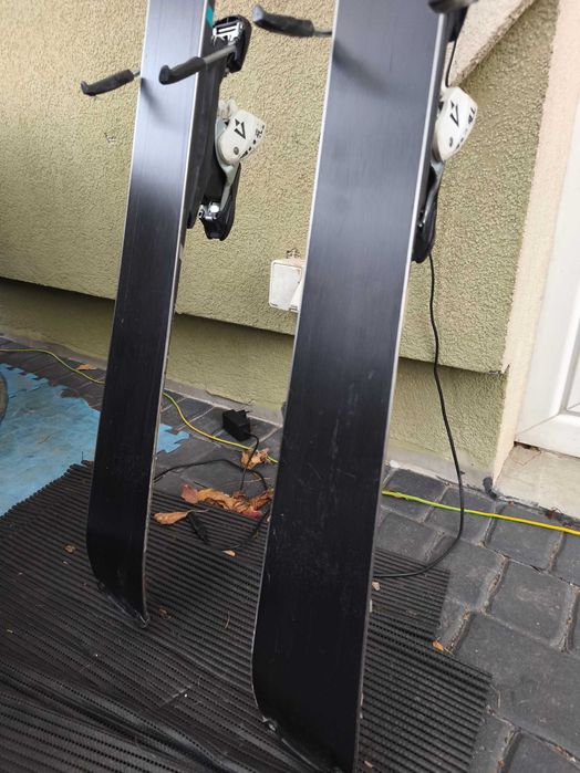 Narty freestyle Firefly Wallrider twin tip 151 cm zapięcia