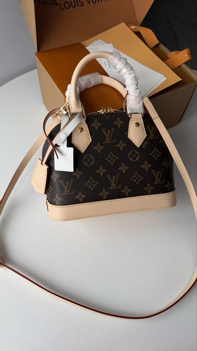 Сумка Louis Vuitton Alma BB
