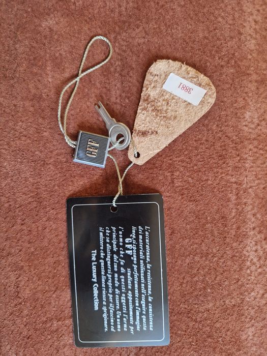 Mala de pele natural