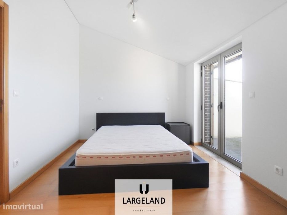 Apartamento T2 Duplex Zona Glicínias, Aveiro