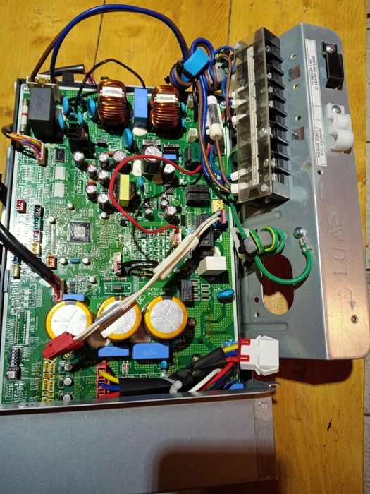 Pompa ciepła LG 9kW elektronika