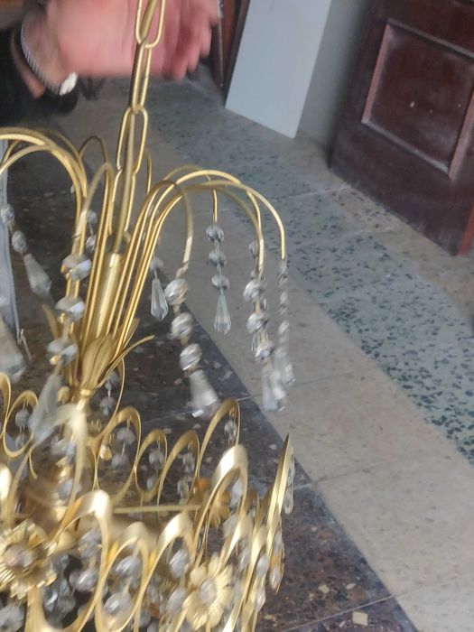 Candeeiros com pequenos cristais