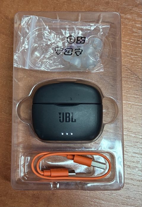 Słuchawki dokanałowe JBL TUNE 215 TWS Czarny