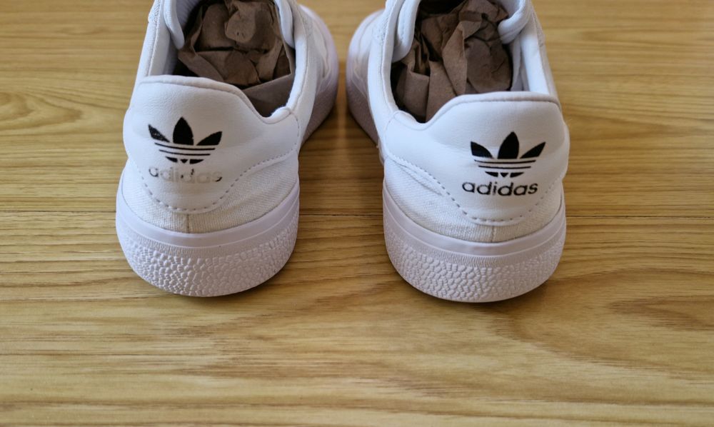 Кросівки ADIDAS 42 розмір (стелька 26.5см) Original