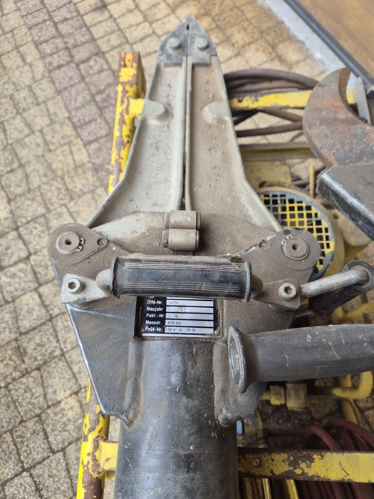 Zestaw hydrauliczny Weber-Hydraulik Rozpieracz nożyce agregat OSP