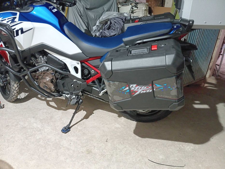 Vendo malas laterais honda africa twin dct 1100