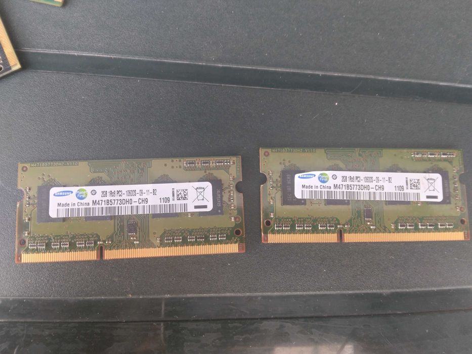 Memórias Samsung DDR3 10600S para Portátil 2GB+2GB