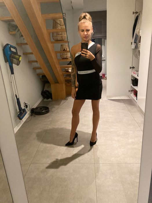 Sukienka mini Calvin Klein xs