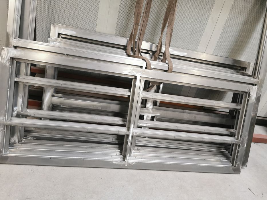 Drzwi metalowe przemysłowe