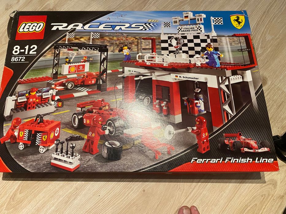8672 8185 Lego Ferrari