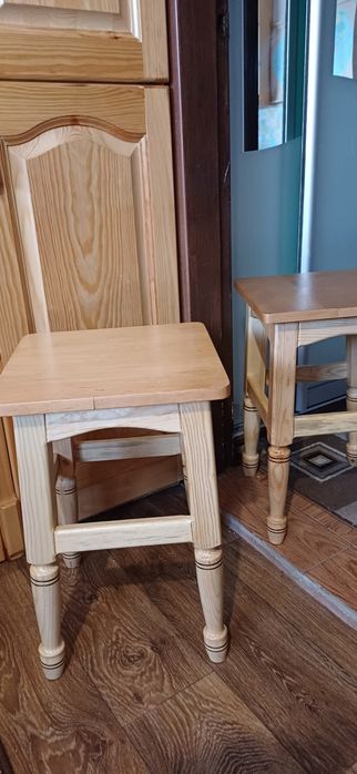 Табуретки для дому