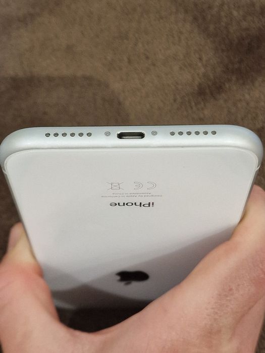 iPhone XR Biały 64GB