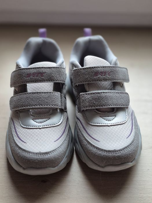 Nowe buty sportowe Bartekk