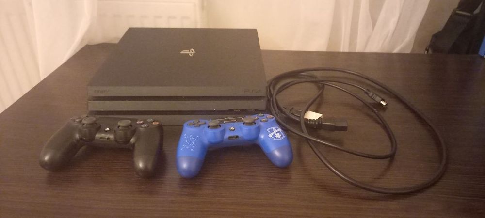 SonyPlaystation 4 PRO
