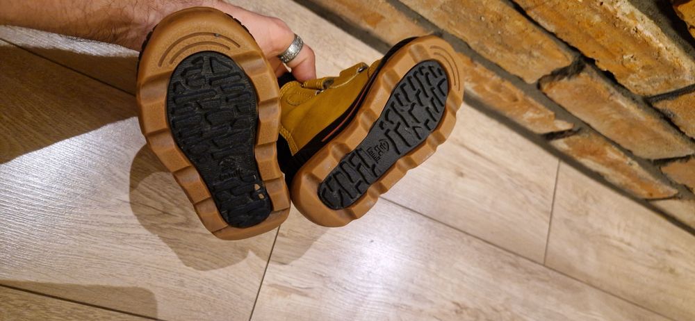 OKAZJA butki chłopczyka śniegowce kozaki