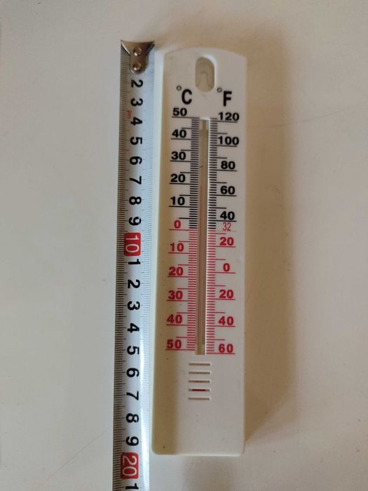 Termometr zewnętrzny / wewnętrzny