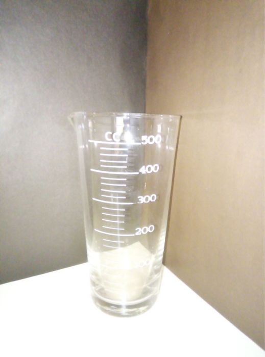 Мензурка, мерный стакан