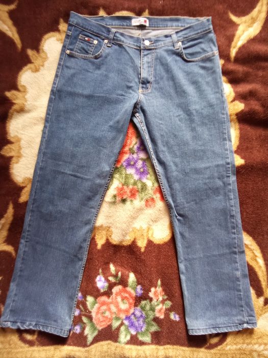 Джинсы Tommi Hilfiger