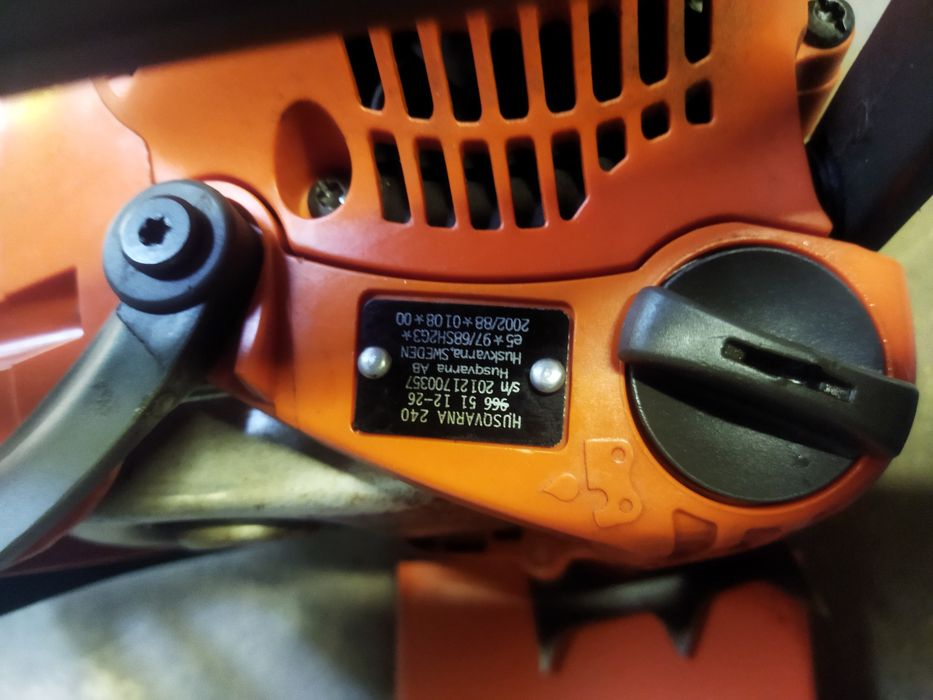 Бензопила Husqvarna 240