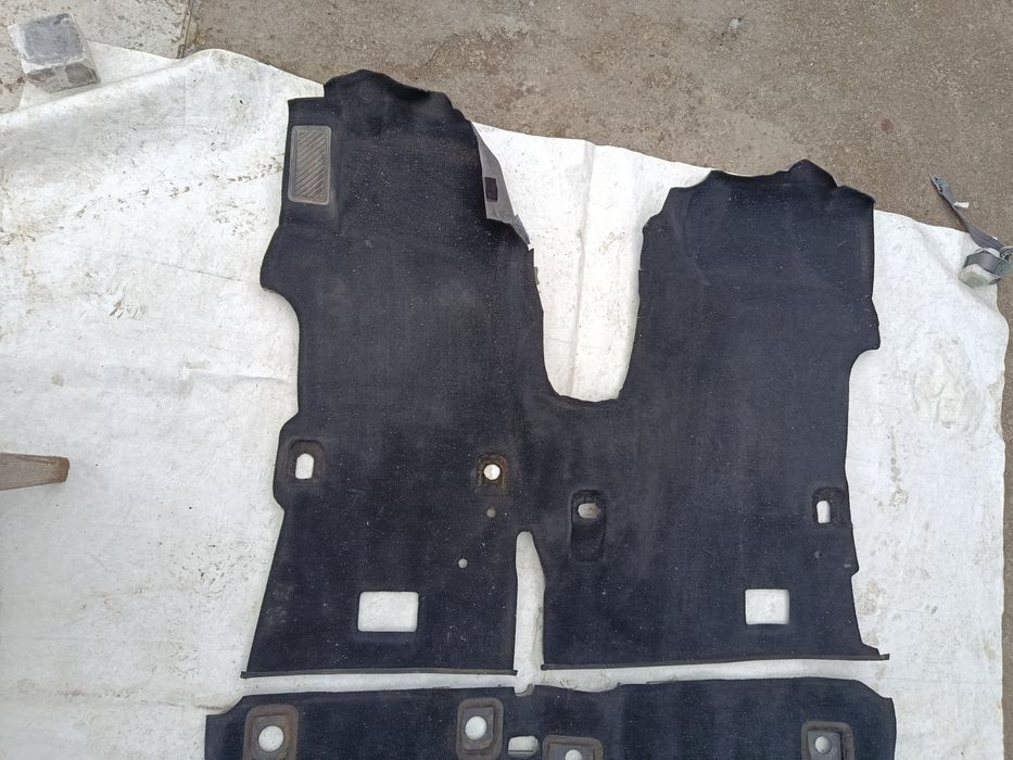 110 тис.км ковёр килим Hyundai H1 2010 напольное покрытие