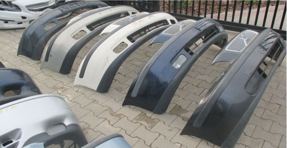 VOLVO V70 Grill Atrapa Emblemat Znaczek W Zderzak Przód CZĘŚCI RADOM