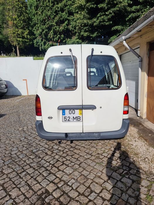 Vendo Nissan Vanette  Cargo 2.3HD 5 Lugares