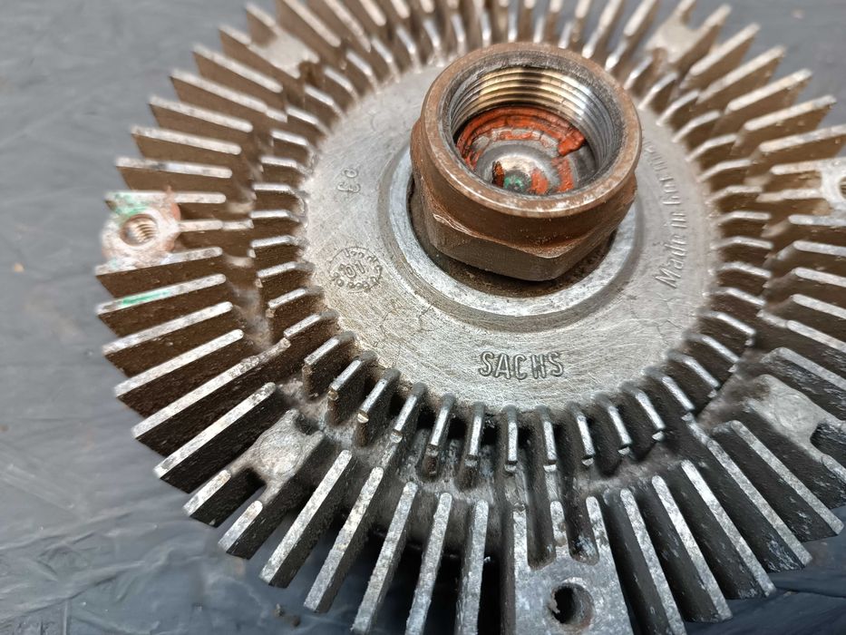 Вискомуфта Віскомуфта  БМВ Е30 BMW E30 m20