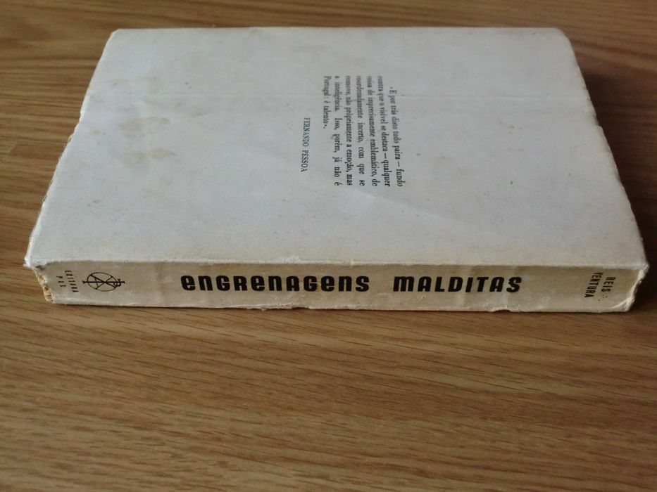 Engrenagens Malditas
de Reis Ventura