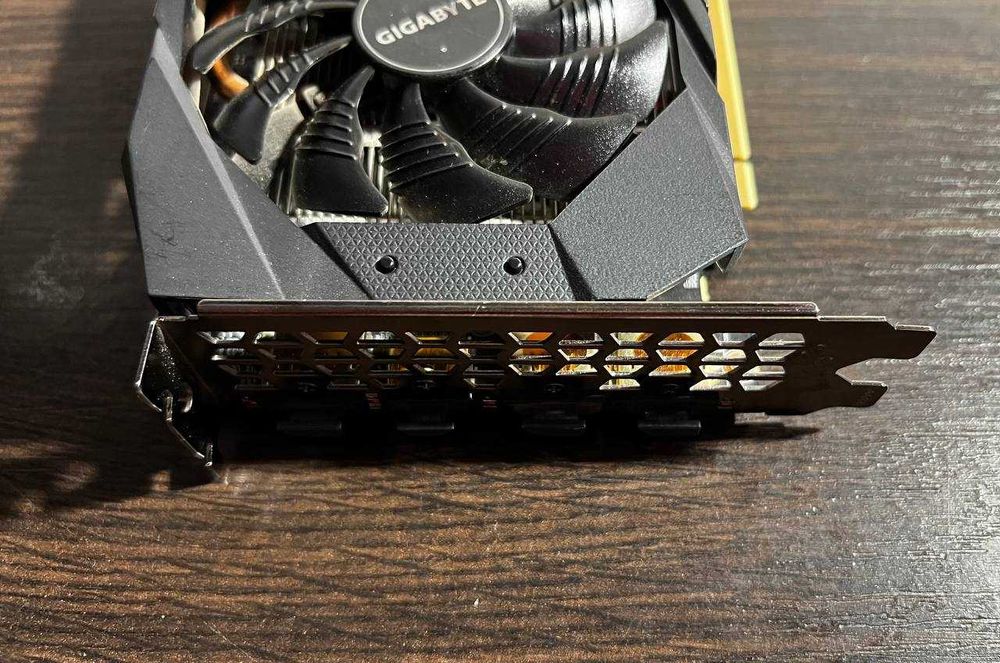 Видеокарта Gigabyte GeForce GTX 1660 super, 6gb