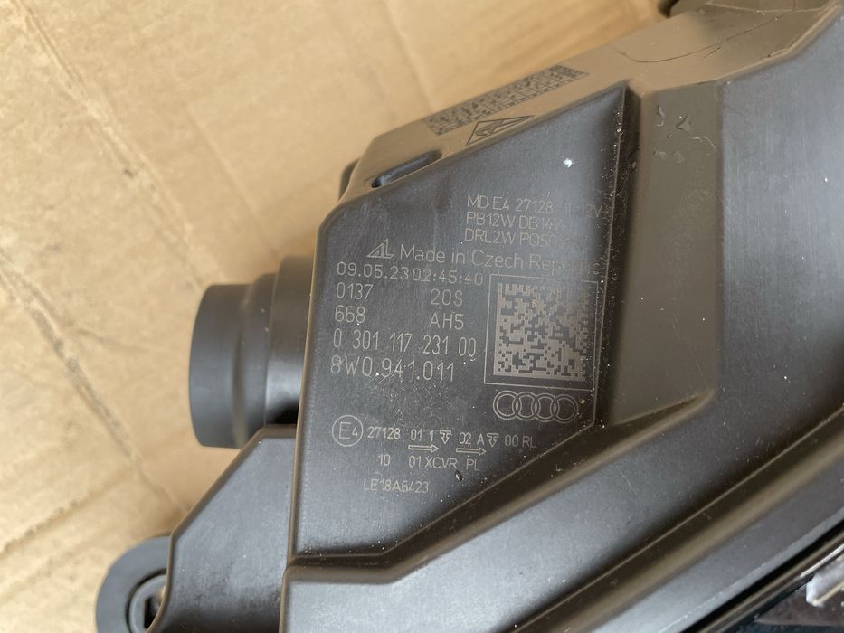 Фара ліва audi a4 b9 рестайлінг