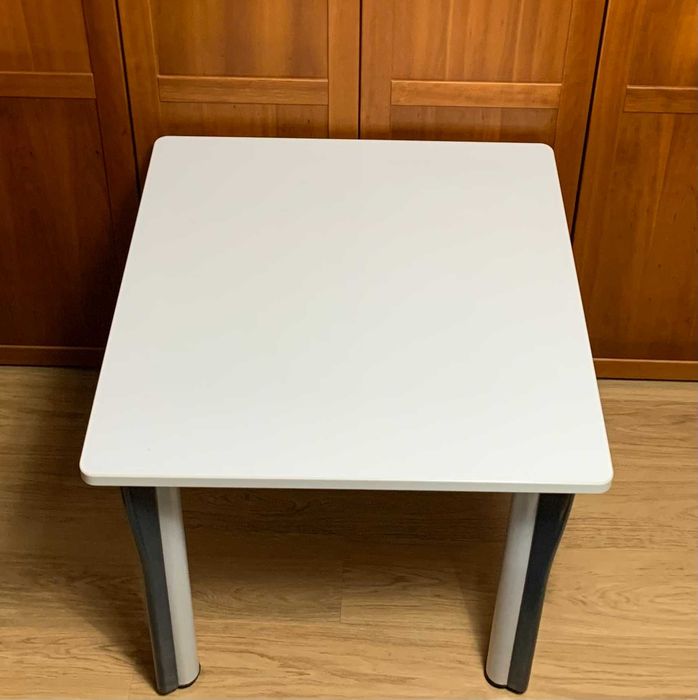 Mesa de Escritório 80x80 cm