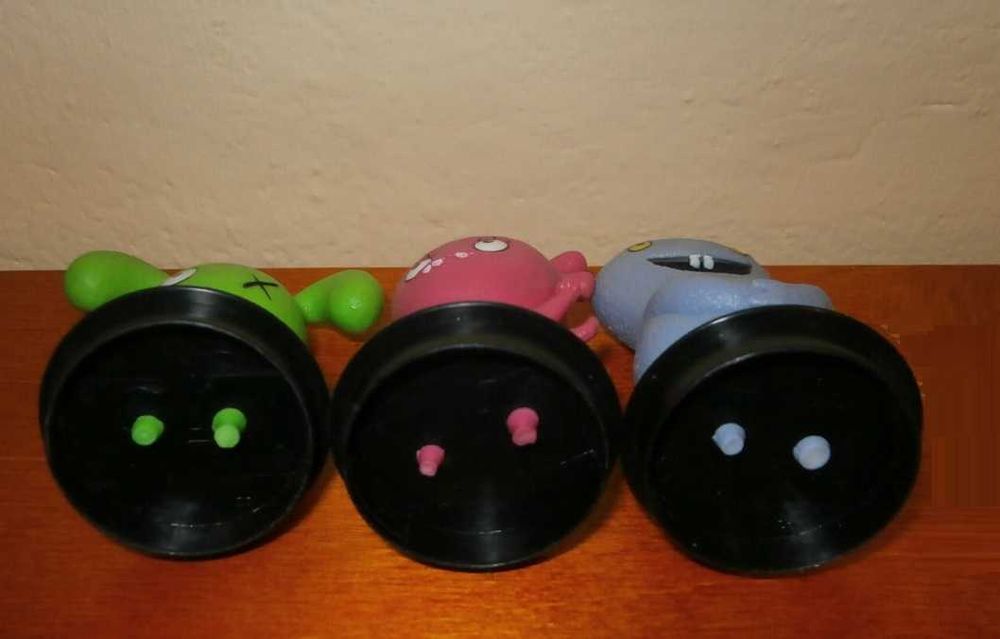 3 figurki kinowe z filmu "Paskudy".