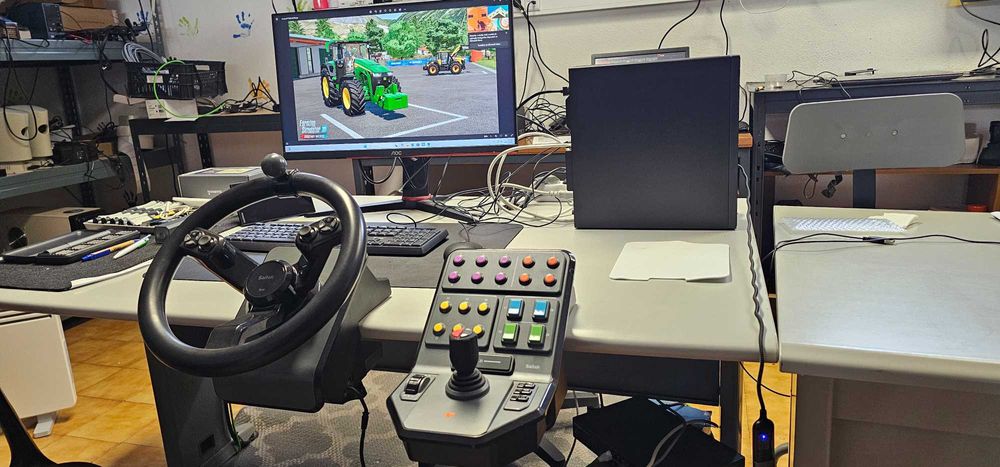 Logitech G Saitek Farming Truck Simulator Simulador De Trator
