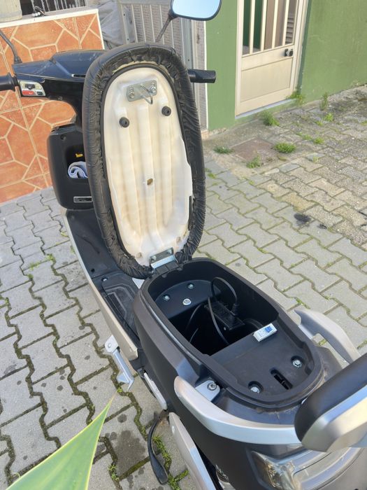 Mota eletrica (bateria danificada)