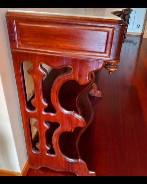 Credência Mogno séc XVIII