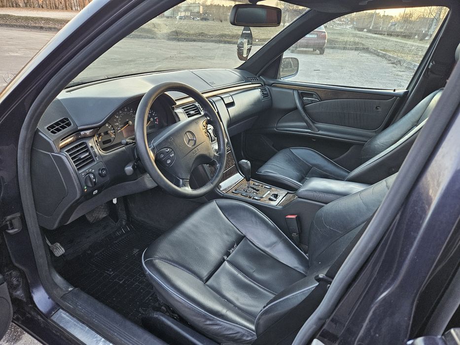 Mercedes W210 2.8 газ/бензин