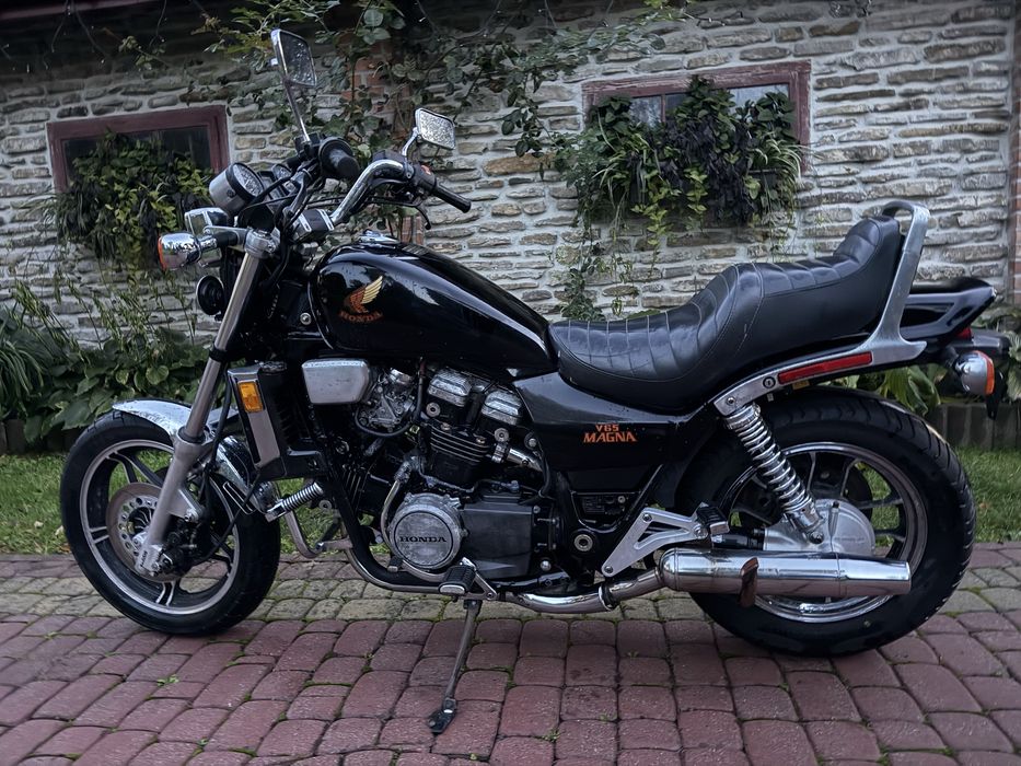 Handa Magna  VF 1100