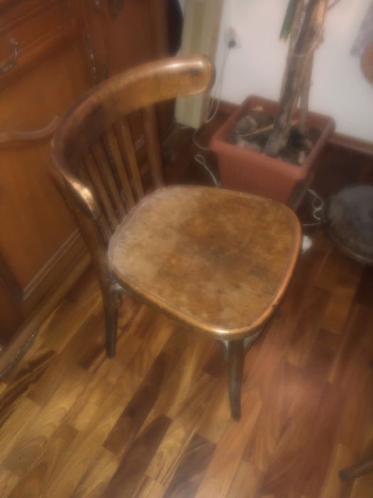 Krzesło przedwojenne lub PRL