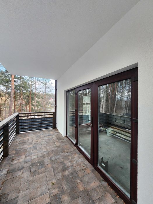 Від забудовника! Продам будинок, дуплекс біля лісу. Телефонуйте.