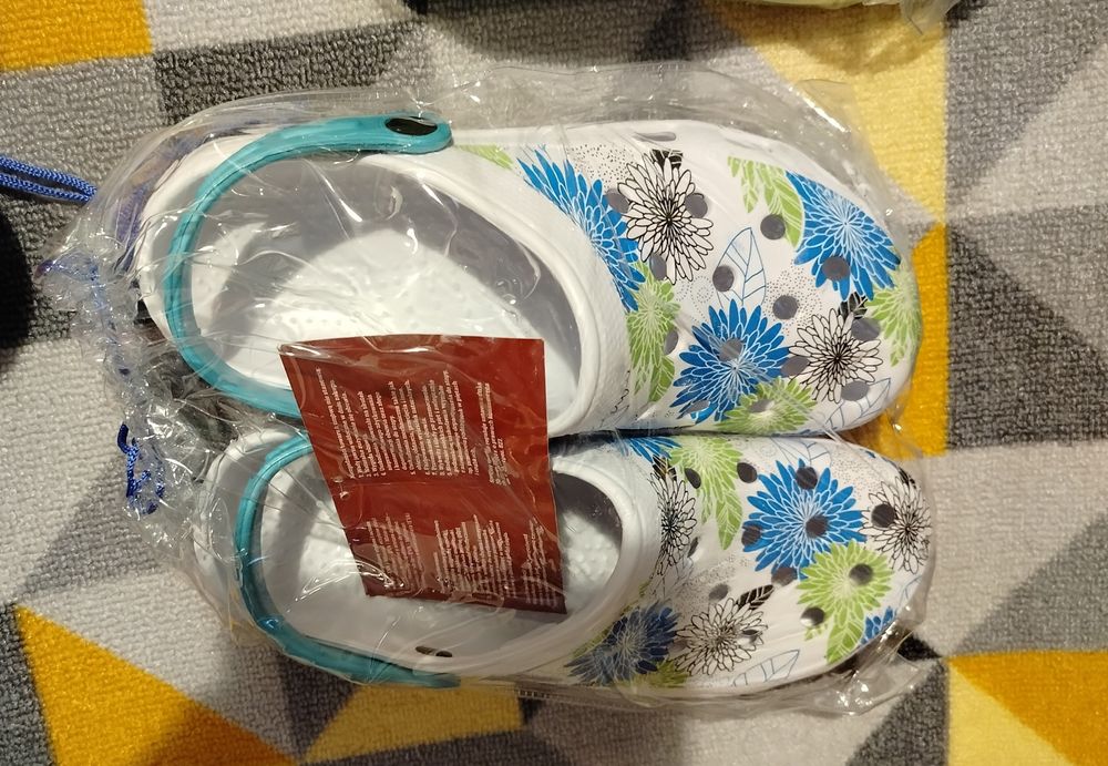 Nowe buty ogrodowe, croksy