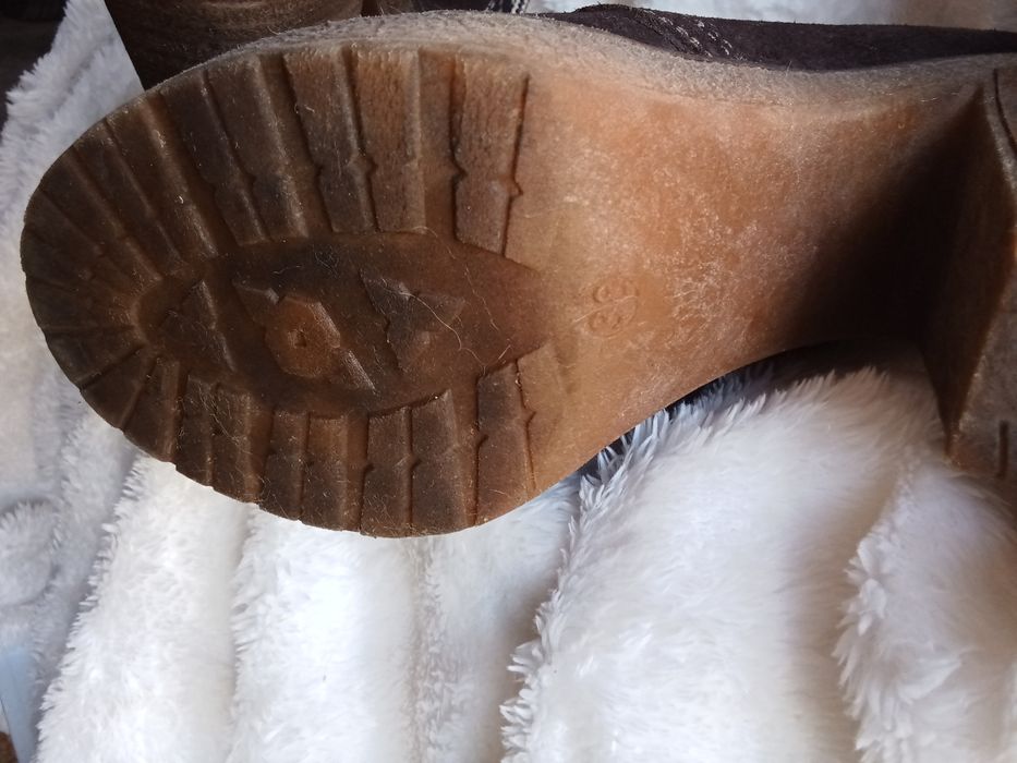 Sapato bota marca Hush Puppies