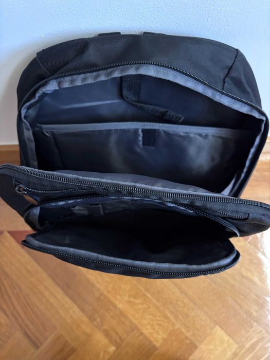 Mochila para Portátil HP - Preta (Excelente Estado)