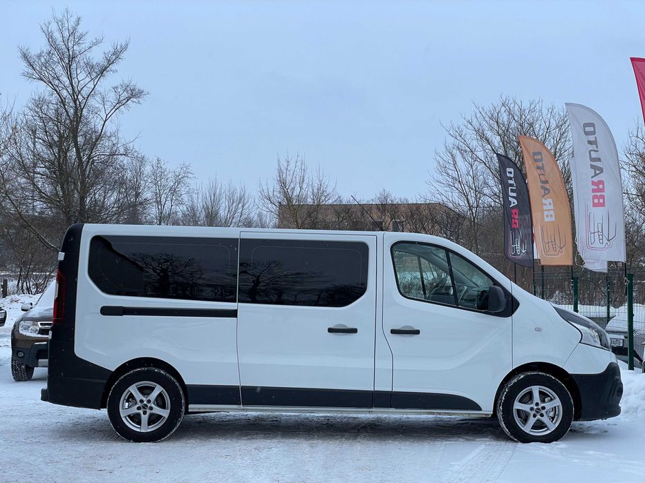 Renault Trafic 2019 9 місць