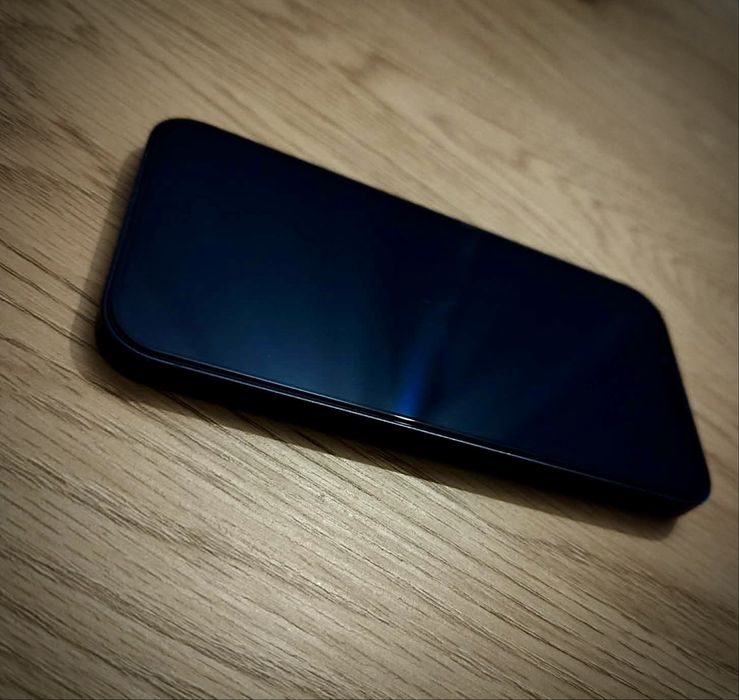 Iphone 13 idealny Stan