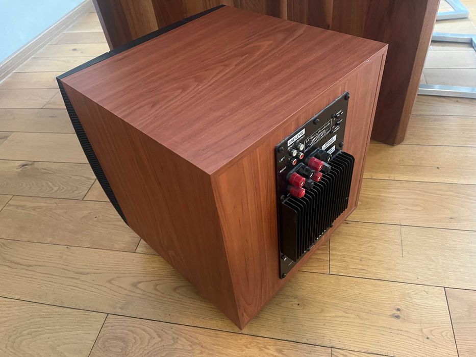 Subwoofer aktywny Wharfedale Crystal 2 domowy