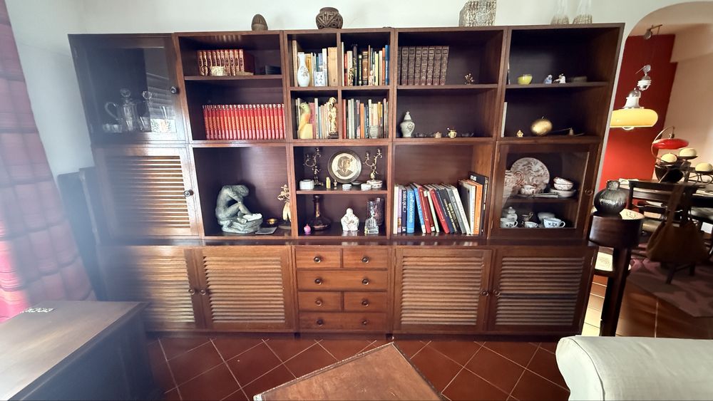 Móvel Vintage Modular em Madeira Maciça Angolana